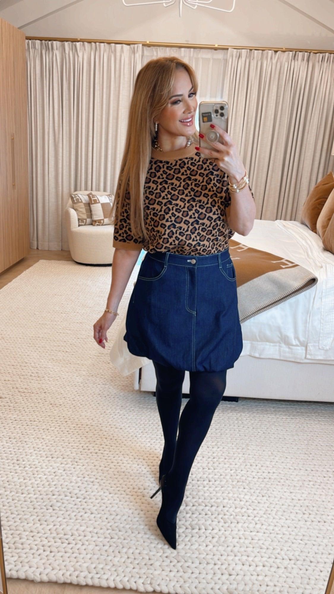 Stylish Amya Brown Animal Print Sweater for Women | Cozy Knit Pullover | Perfect for Fall Fashion & Casual Outings