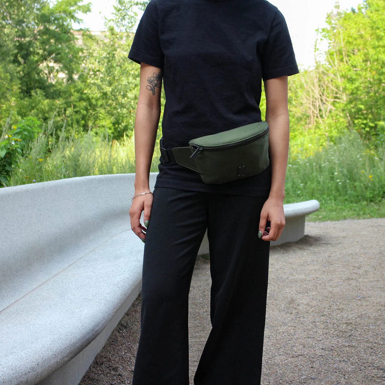 Sherpa Vegan Fanny Pack for Women & Men - Stylish & Eco-Friendly Waist Bag in Multiple Colors - Perfect for Hiking, Travel & Everyday Use