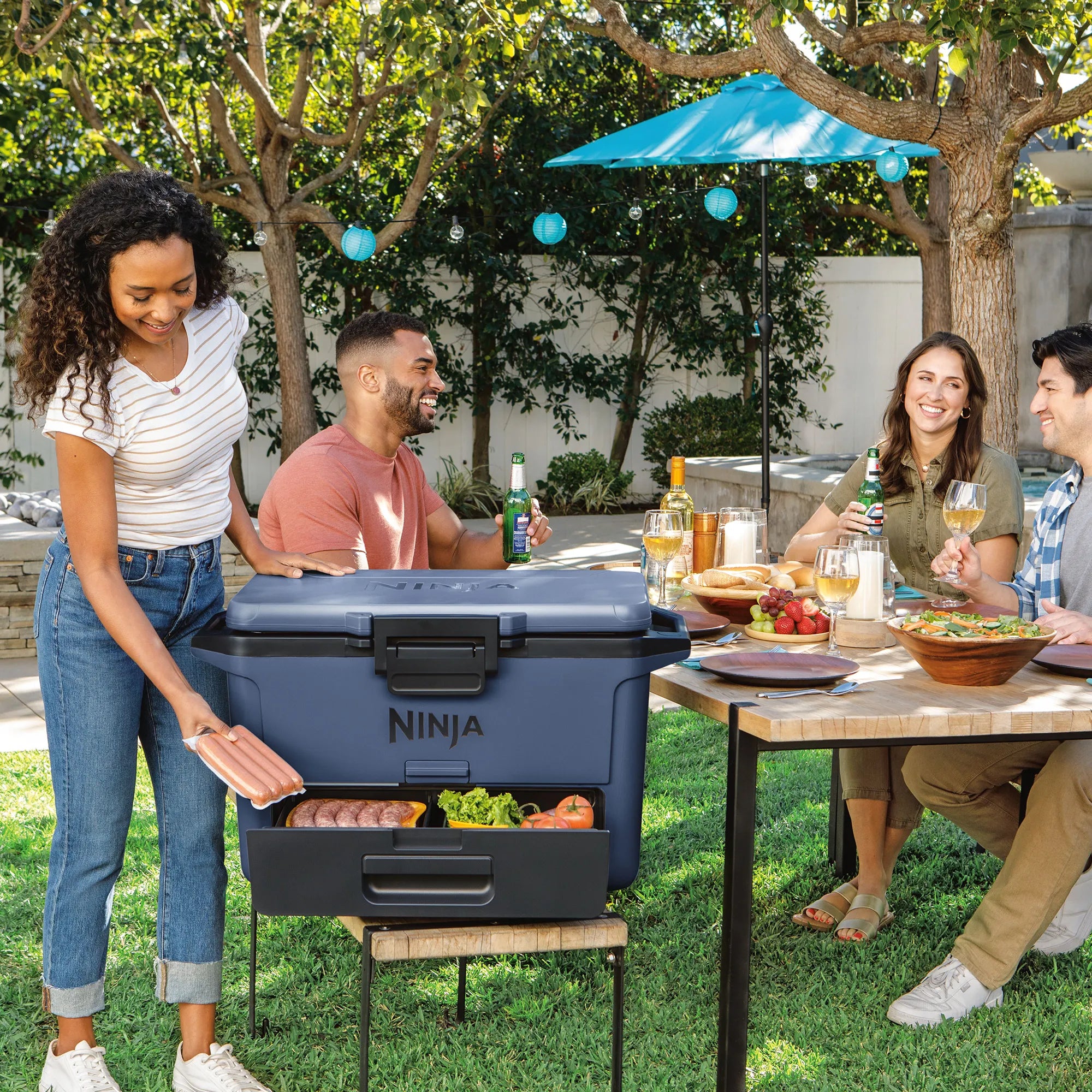 Ninja FrostVault 47L Hard Cooler with Dry Zone - Insulated Outdoor Cooler for Camping, Beach, Picnics & Tailgating - Leakproof Food Storage with Separate Dry Compartment
