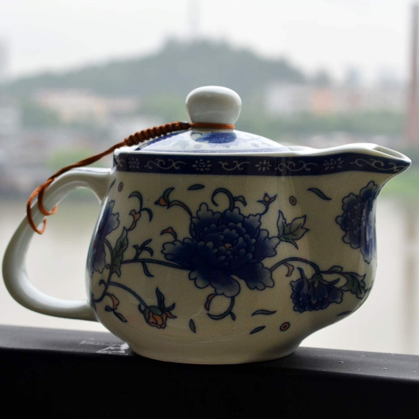 Premium 500ml Blue White Peony Flower Porcelain Teapot with Stainless Steel Infuser - Elegant Chinese Mudan Design for Loose Leaf Tea Brewing - Perfect for Afternoon Tea, Gifts & Home Decor