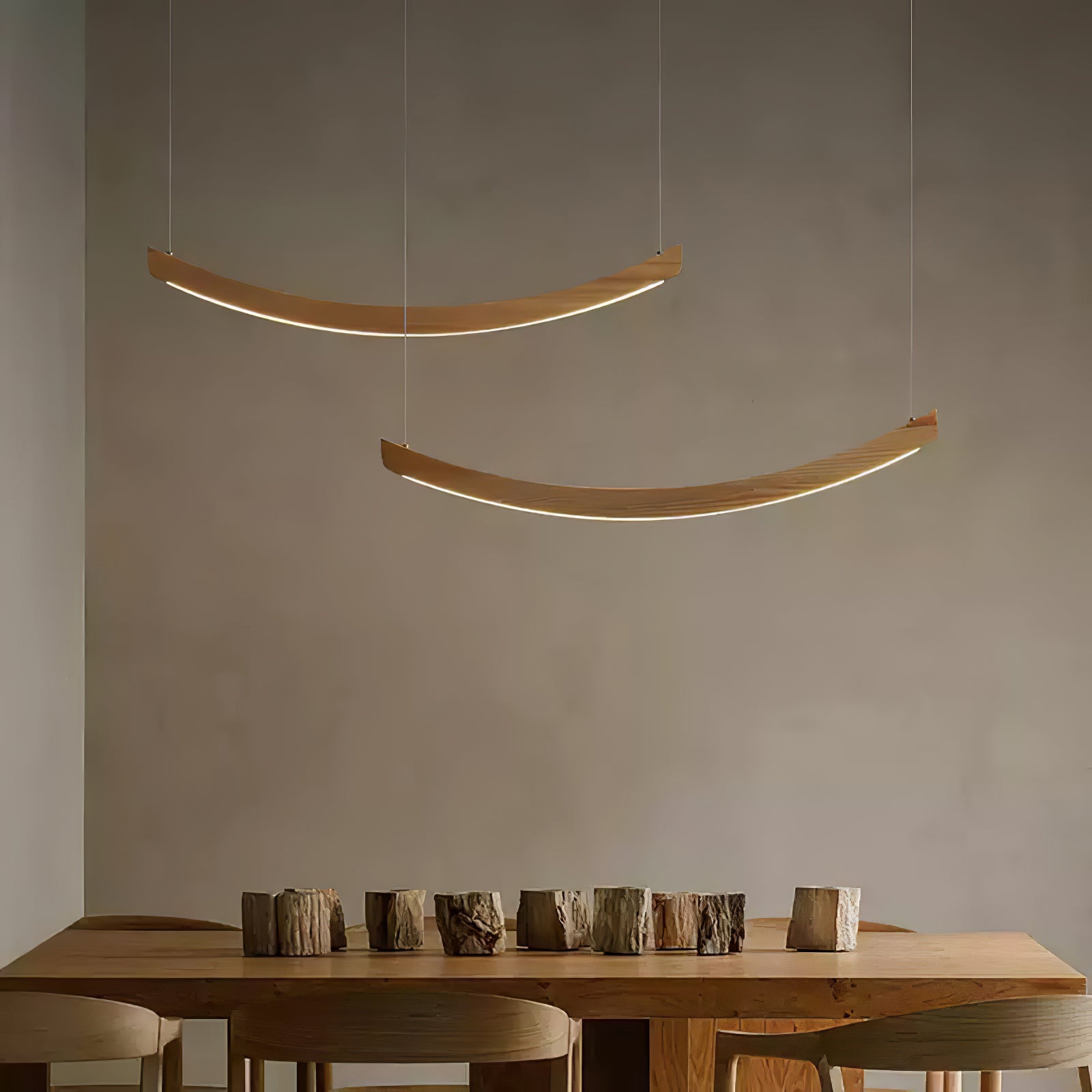 Felix Crescent Pendant Lamp - Modern Moon-Shaped Hanging Light Fixture for Living Room, Bedroom & Dining Area Decoration