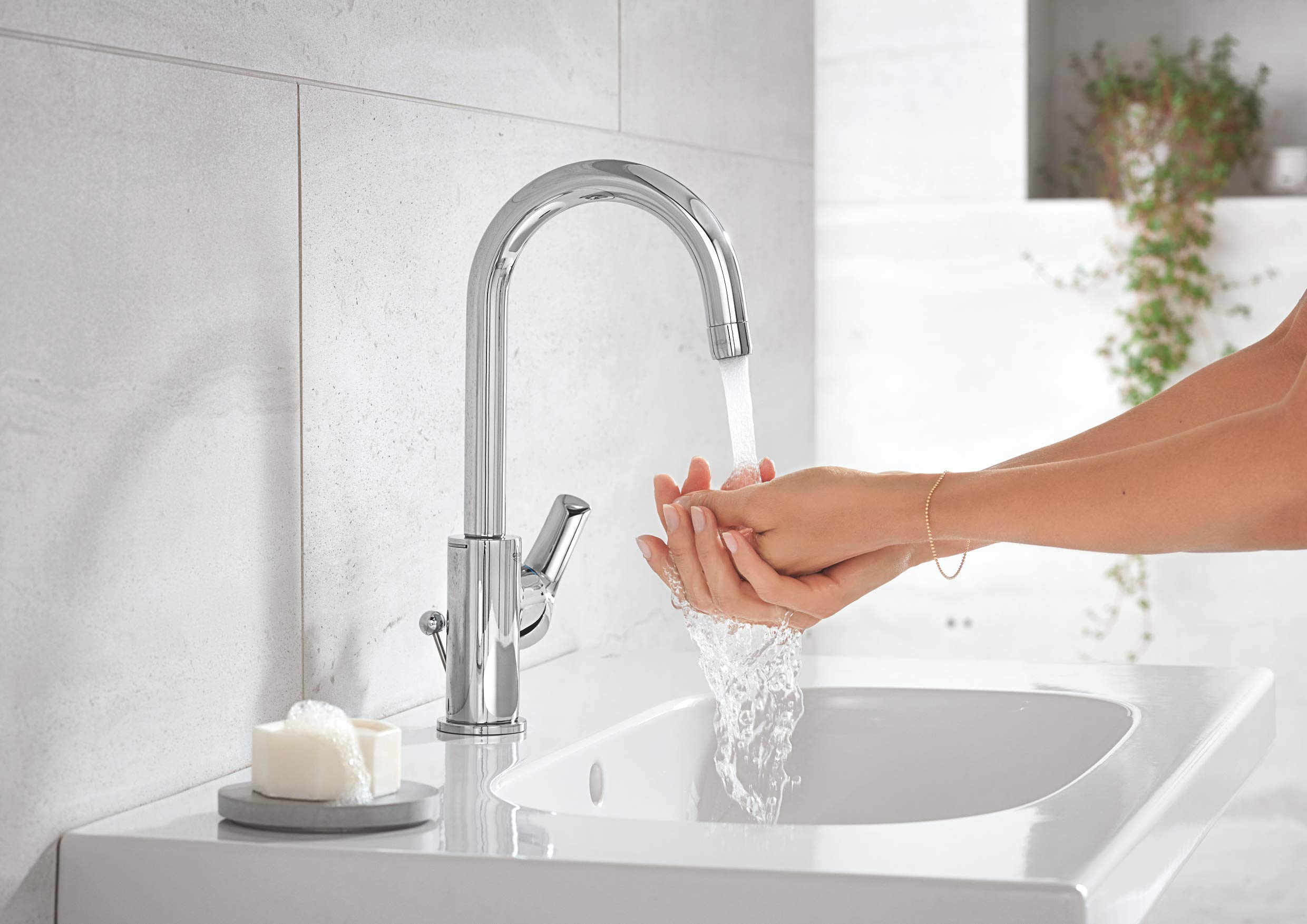 GROHE 23537002 Eurosmart Basin Faucet with Pop-Up Drain, High Swivel Spout, Chrome Finish - Perfect for Modern Bathroom Vanities and Powder Rooms