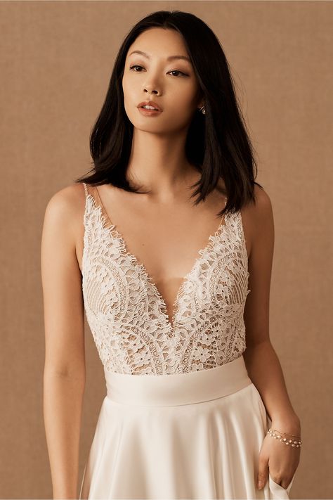 Wtoo by Watters Odelia Women's Lace Bodysuit - Elegant Bridal Shapewear for Wedding Dresses & Special Occasions