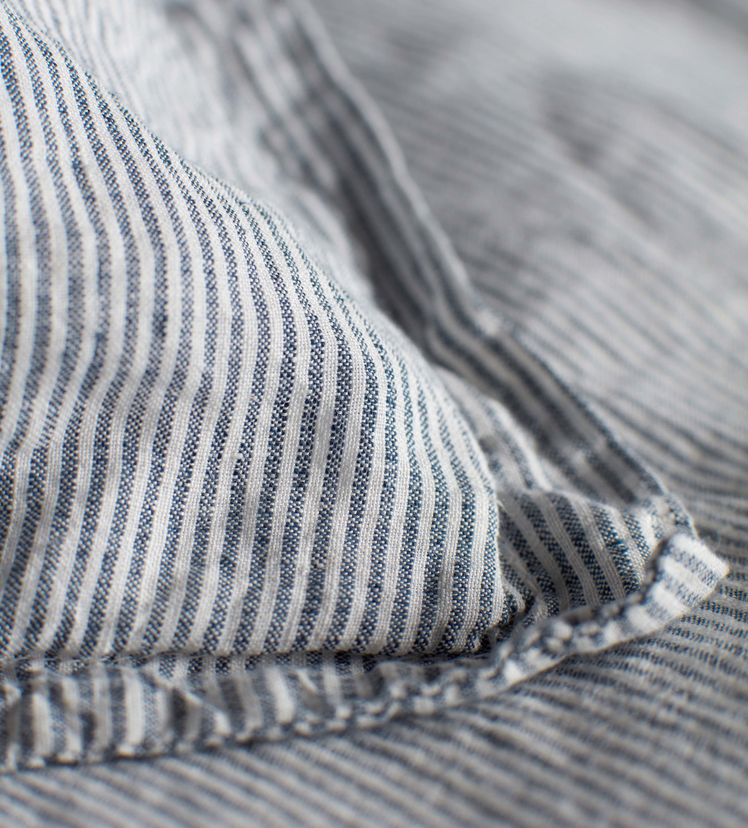 Premium French Blue Sid Stripe 100% Linen Duvet Cover Set - Breathable & Soft Bedding for All Seasons - Perfect for Master Bedroom, Guest Room & Vacation Homes