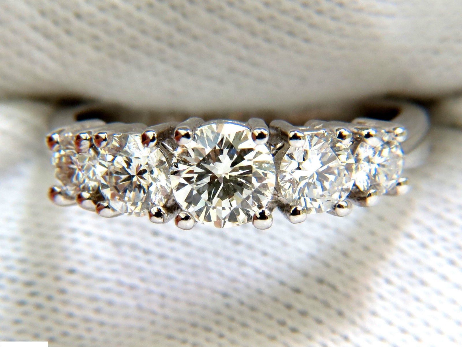 1.20CT Diamond Band Ring with 5 Stones in 14KT Gold (H/VS) - Elegant Jewelry for Weddings, Anniversaries & Special Occasions