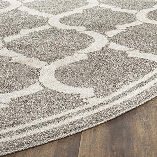 SAFAVIEH Amherst Collection 7' Round Light Grey/Ivory Area Rug - Non-Shedding Trellis Design for Dining Room, Living Room, Bedroom & Entryway - Perfect for Home Decor and High Traffic Areas