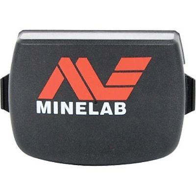 Minelab GPZ 7000 All Terrain Gold Metal Detector - Professional Metal Detecting Equipment for Treasure Hunting & Gold Prospecting - Perfect for Outdoor Adventures, Beach & Mountain Exploration