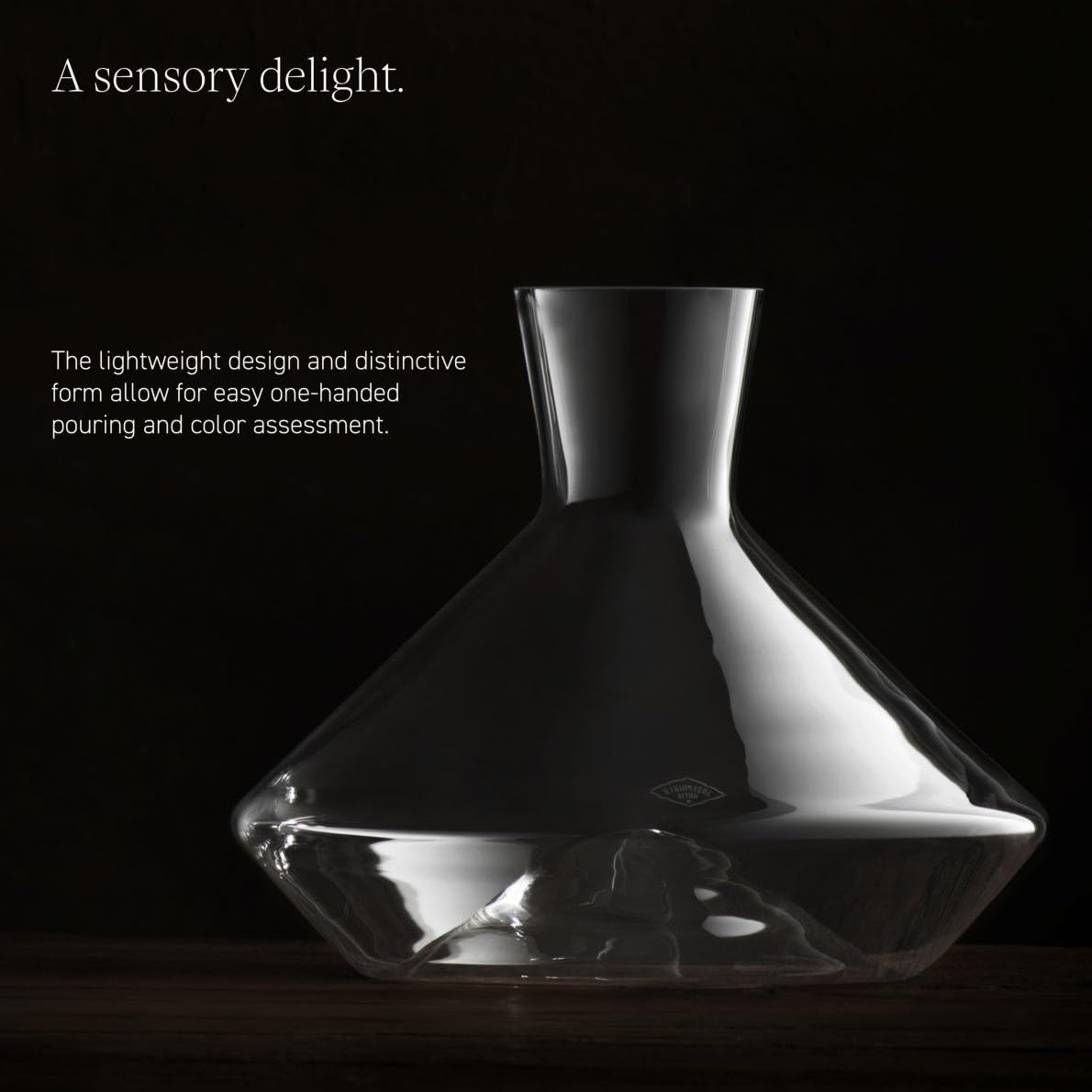 Josephine Decanter - Hand Blown Crystal Glass Wine Decanter for 0.75L Bottles - Elegant Gift for Wine Lovers & Home Bar Accessory - Perfect for Dinner Parties, Weddings & Special Occasions