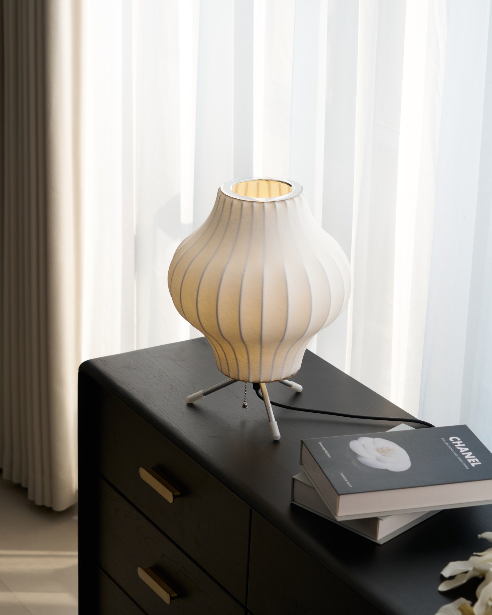 Nelson Tripod Table Lamp - Modern Adjustable Desk Light for Home Office, Bedroom & Living Room - Stylish Mid-Century Design with Warm Ambient Lighting