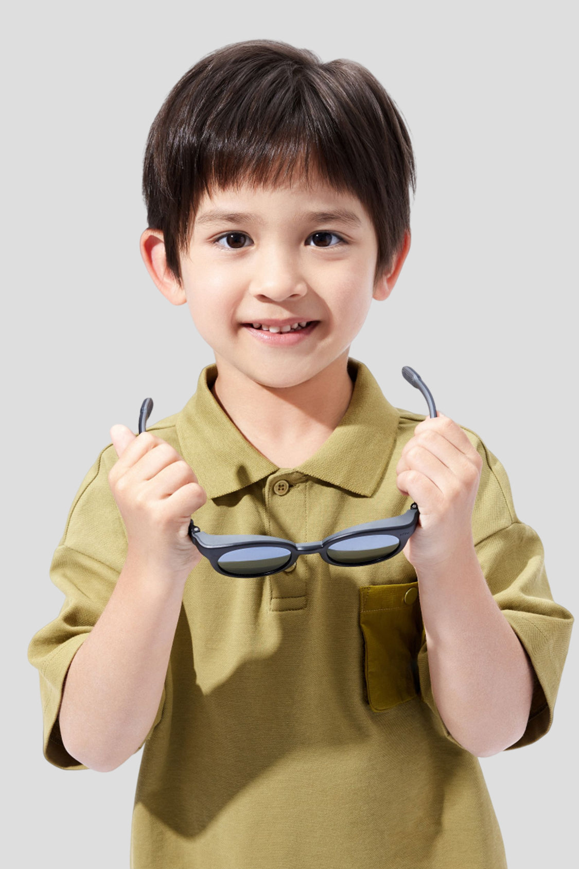 UV400 Kids Protective Sunglasses - Polarized & Shatterproof for Outdoor Play, Beach, and Sports - Boys & Girls Ages 3-12
