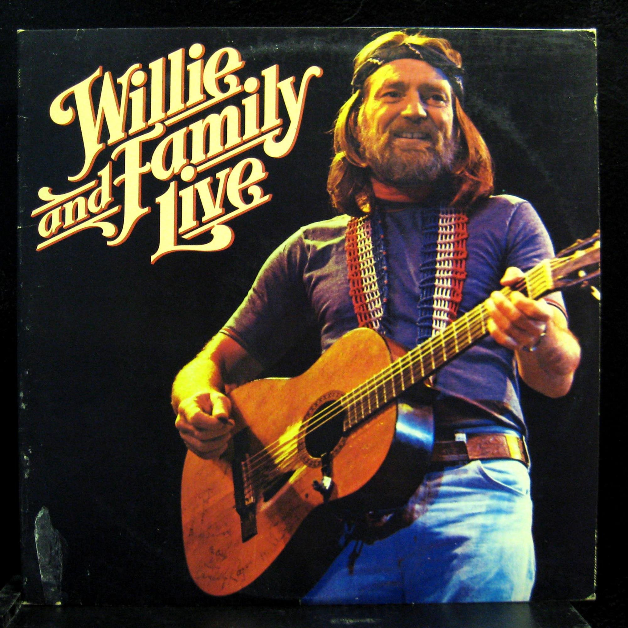 Willie Nelson Willie & Family Live Vinyl Record LP - Classic Country Music Album for Collectors & Fans - Perfect for Home Listening, Gifts & Music Enthusiasts