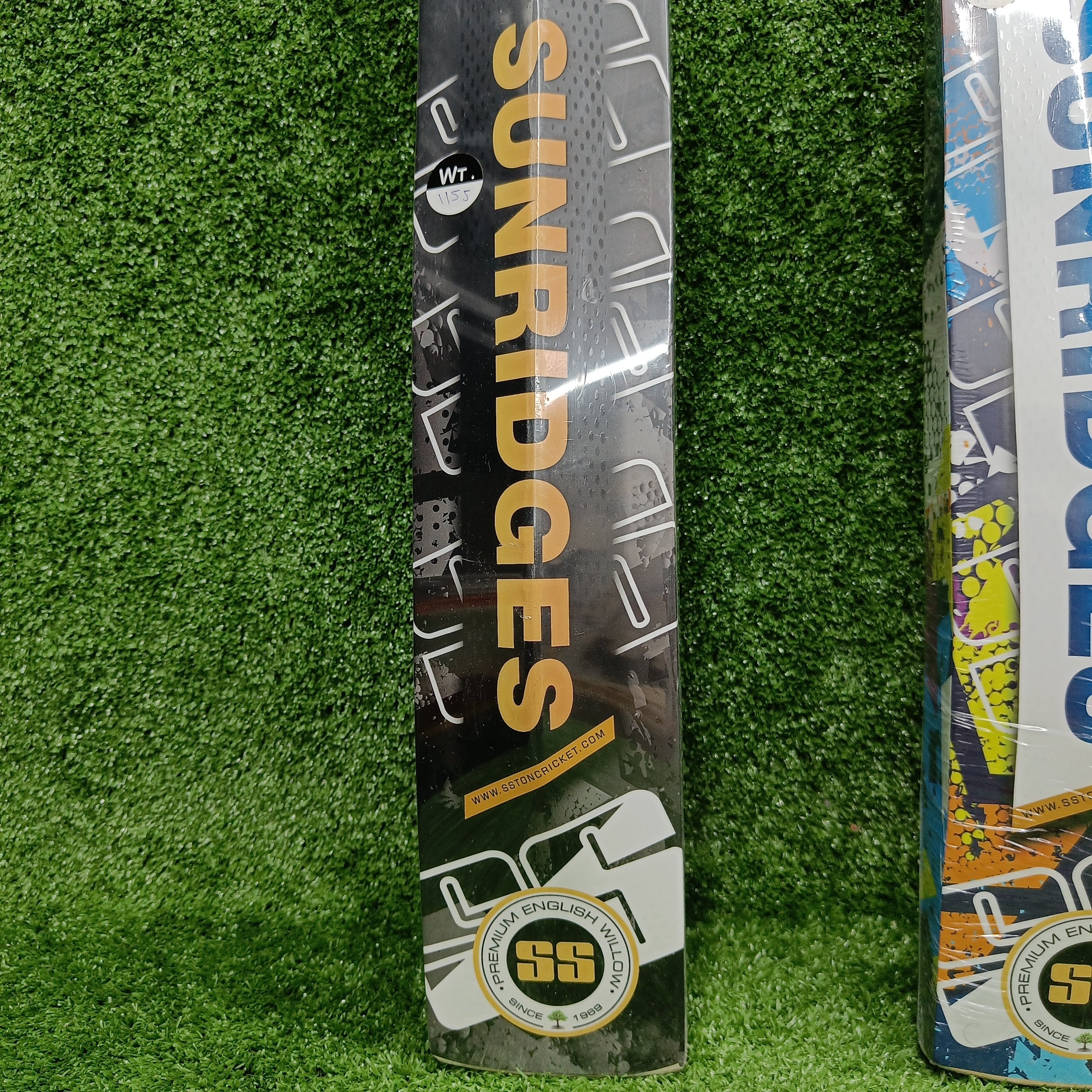 Premium SS Sky Black/Blue English Willow Cricket Bat - Professional Grade for Matches & Practice - Perfect for Outdoor Cricket Games & Training Sessions