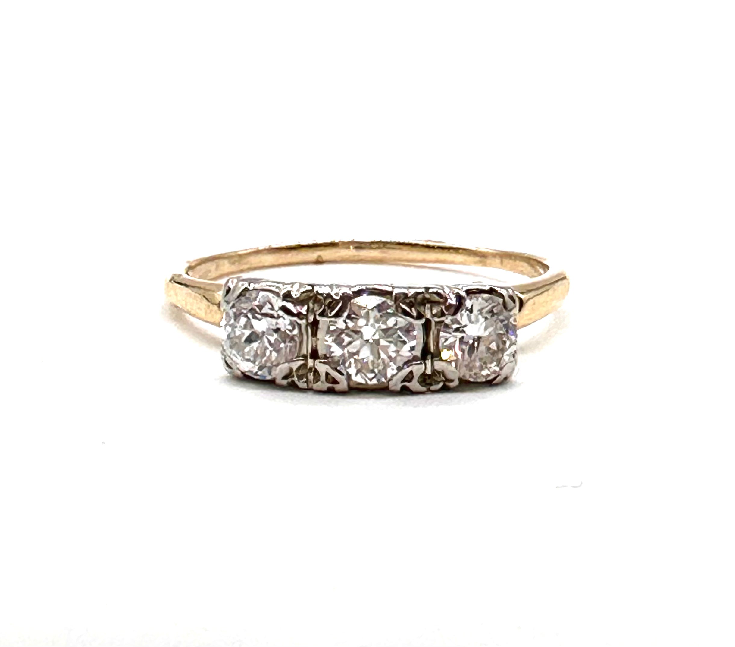 Past Present and Future Diamond Ring - Timeless Three-Stone Engagement Ring for Women | Perfect for Anniversaries, Proposals & Special Occasions
