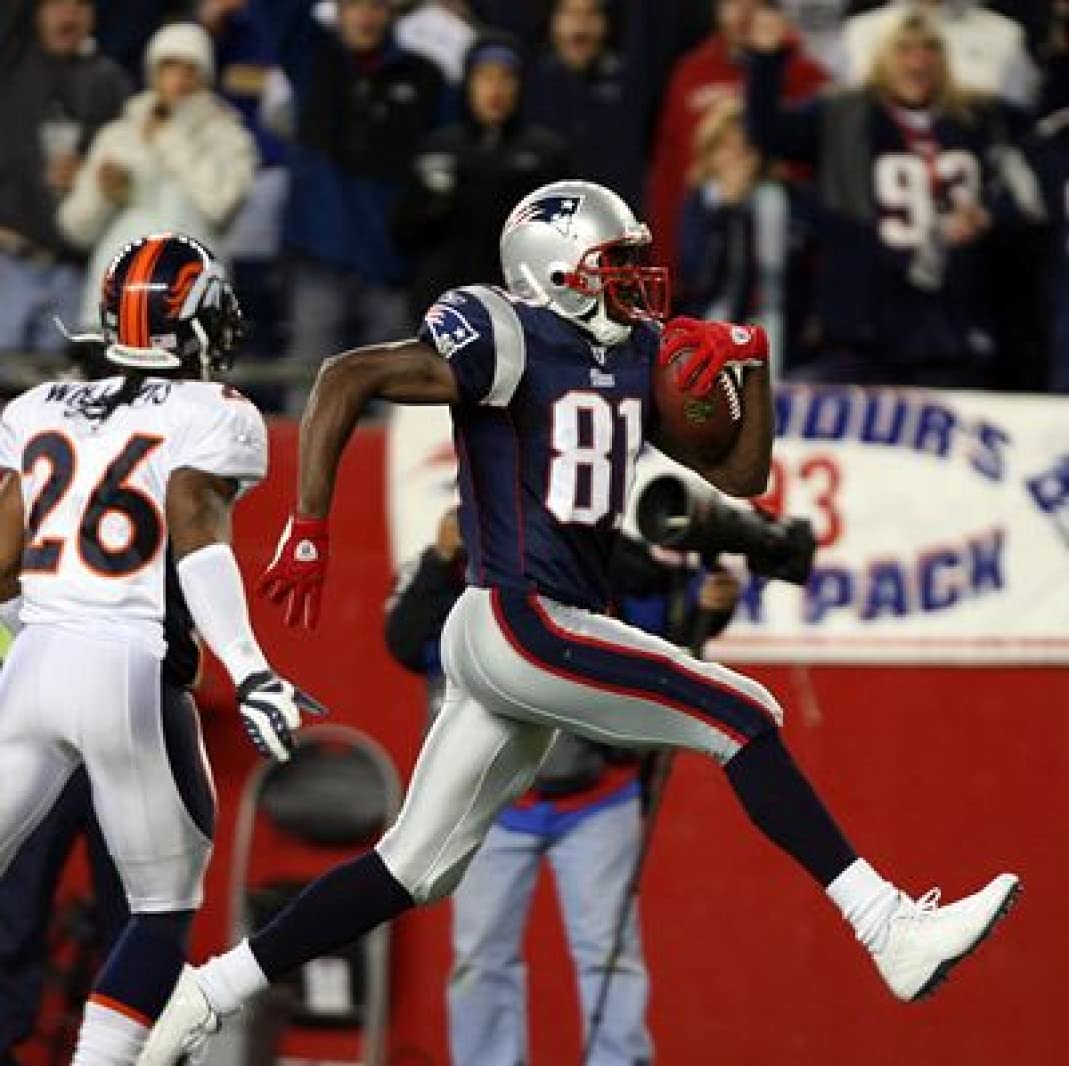 Randy Moss 24x36 Rare Football Poster Print FCA #IDP78636 - Perfect for Sports Fans, Man Cave Decor, and NFL Memorabilia Collectors