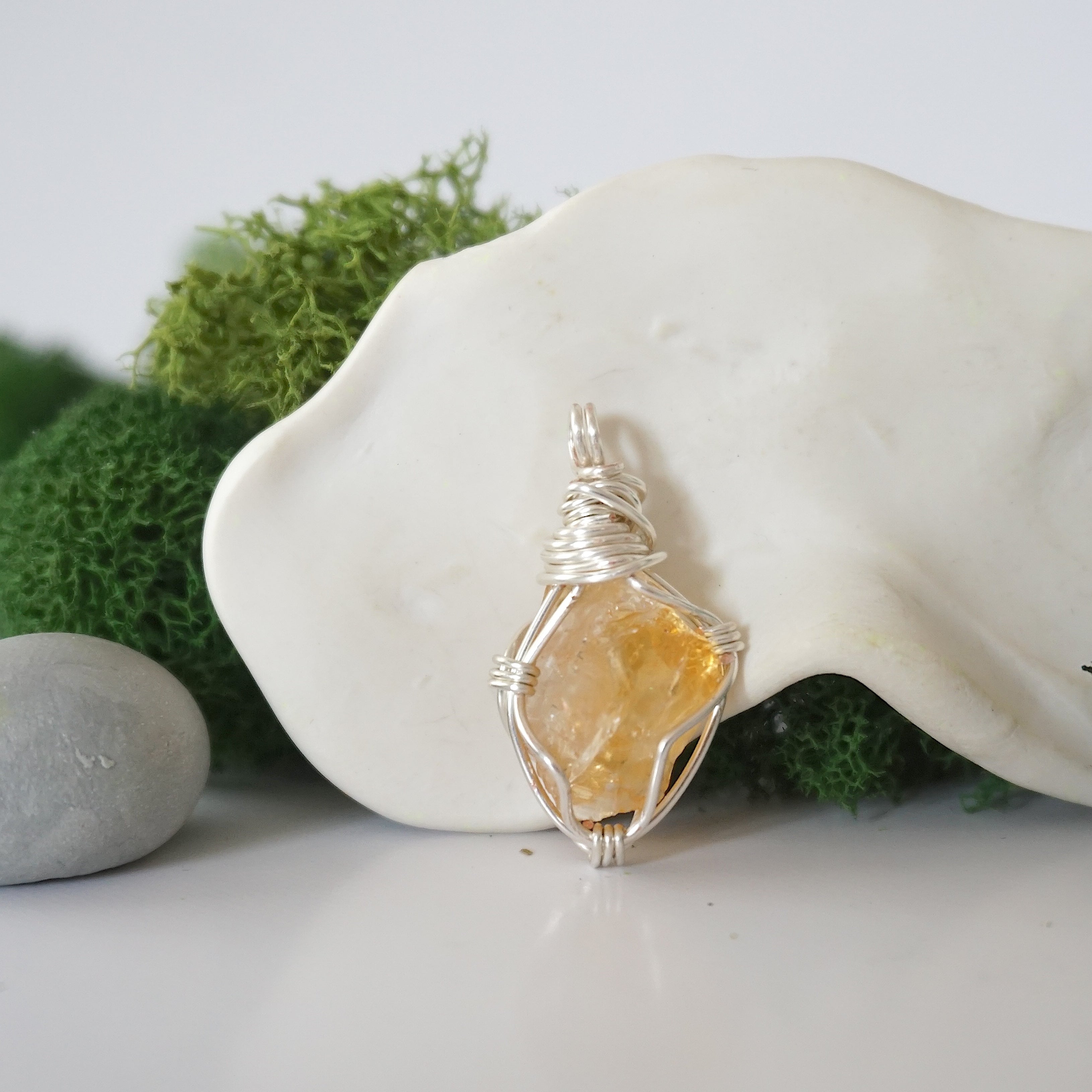 Simple Citrine Birthstone Necklace - Dainty Crystal Jewelry for Women | Perfect Gift for Birthday, Anniversary & Everyday Wear