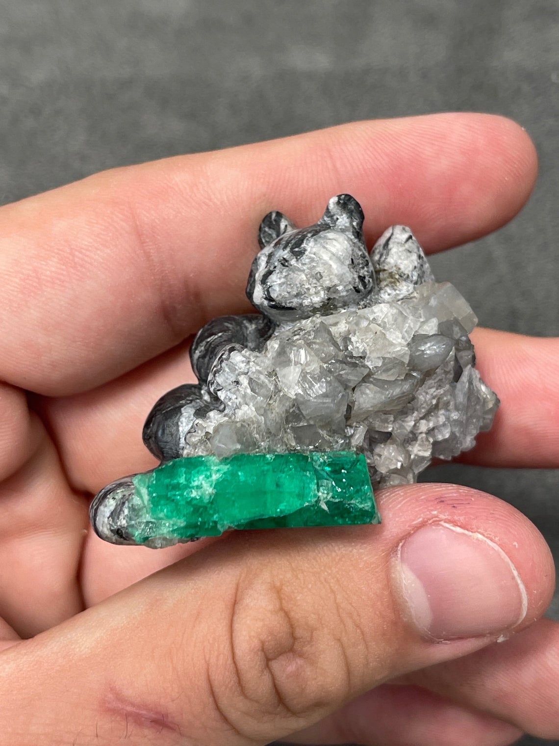 Colombian Emerald Red Panda Rough Crystal Sculpture - Handcrafted Gemstone Art for Home Decor, Feng Shui & Collectibles | Perfect Gift for Animal Lovers & Crystal Enthusiasts