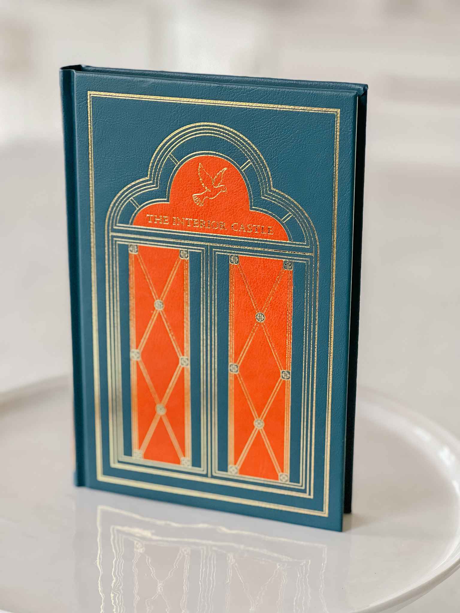 The Interior Castle by St. Teresa of Avila - Classic Christian Mysticism Book for Spiritual Growth & Meditation | Perfect for Bible Study, Prayer Groups & Personal Reflection