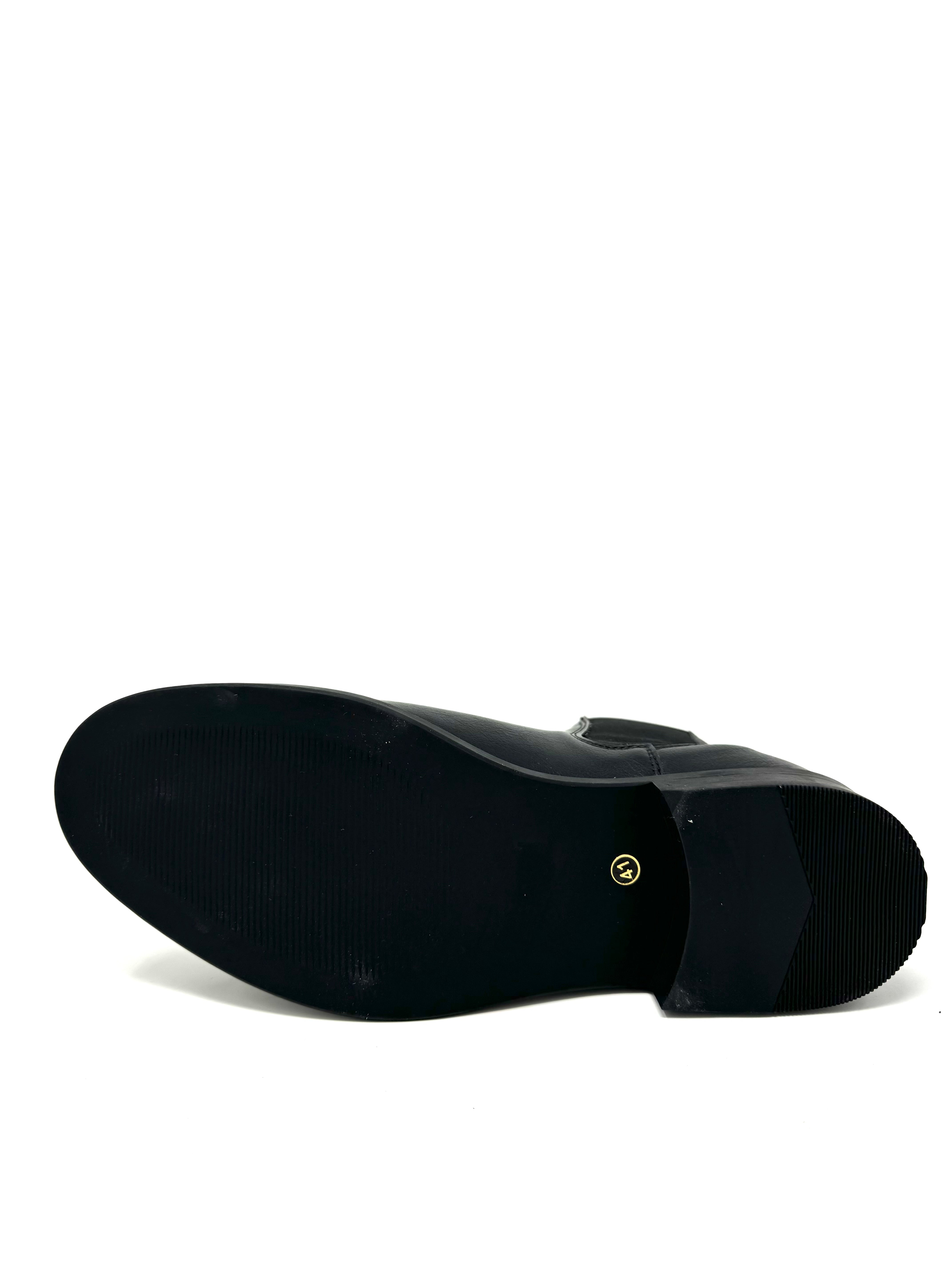 Novacas Bruce Black Chelsea Boots for Men - Stylish & Comfortable Ankle Boots for Casual Wear, Work & Outdoor Activities
