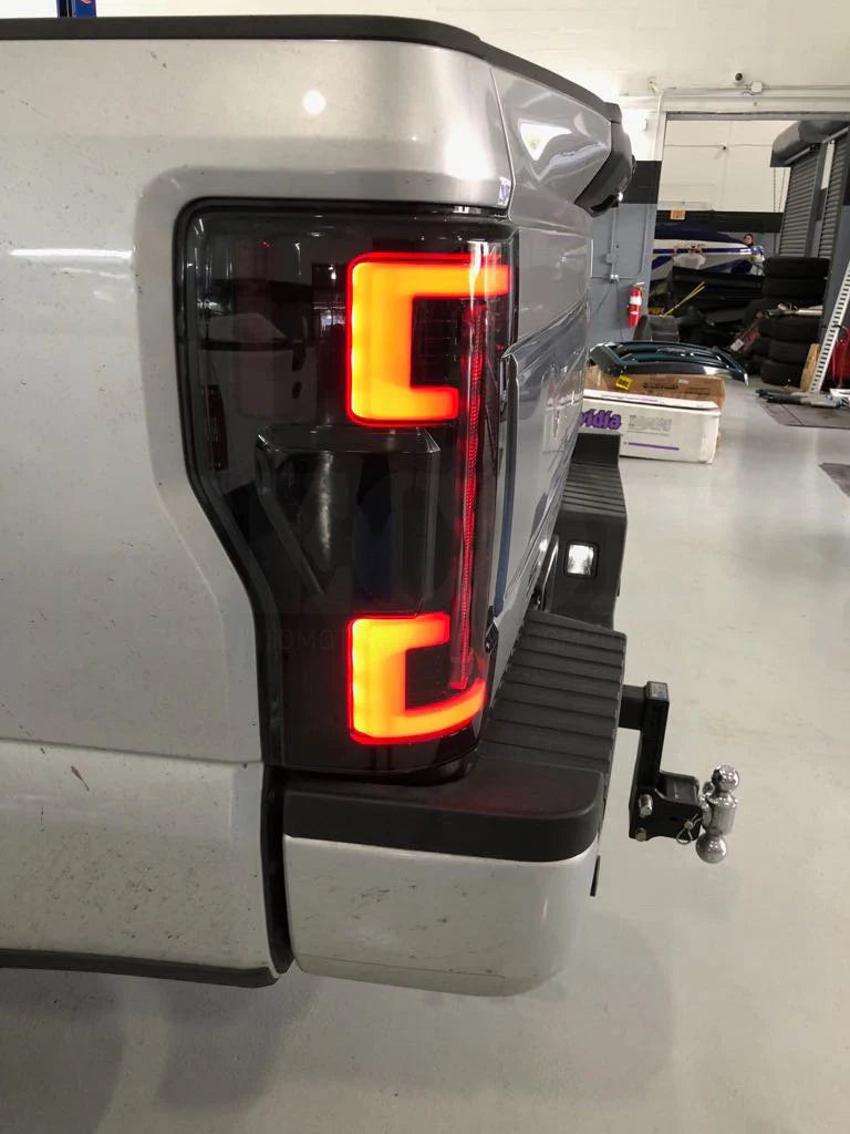 Ford Super Duty F250 F350 F450 F550 2017-2019 LED Tail Lights - Smoked OLED Replacement for OEM - Upgrade Your Truck Lighting for Night Driving & Enhanced Visibility