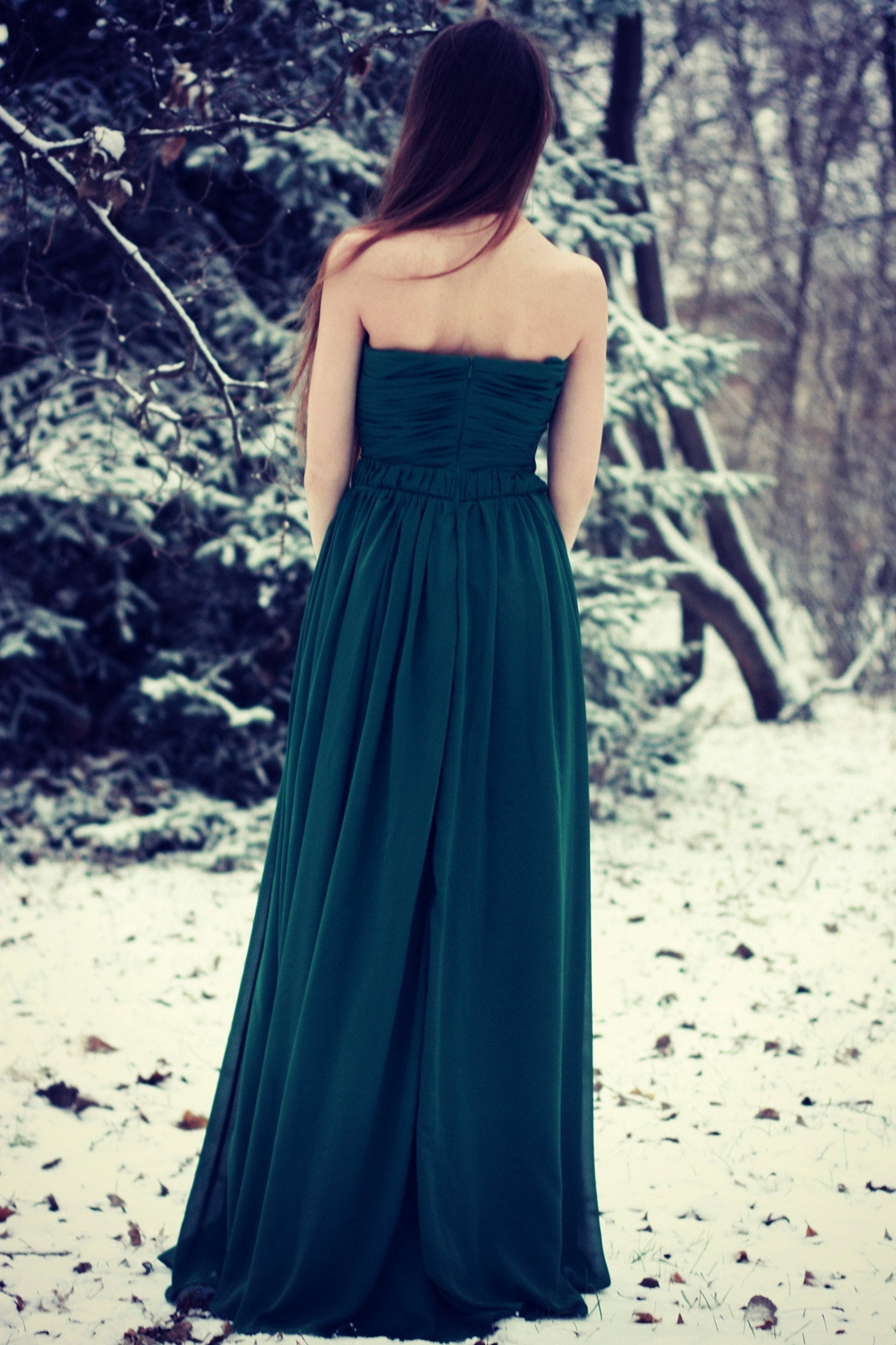 Elegant A-Line Strapless Floor-Length Chiffon Prom Dress with Silk Ribbon - Perfect for Homecoming, Ball & Formal Events