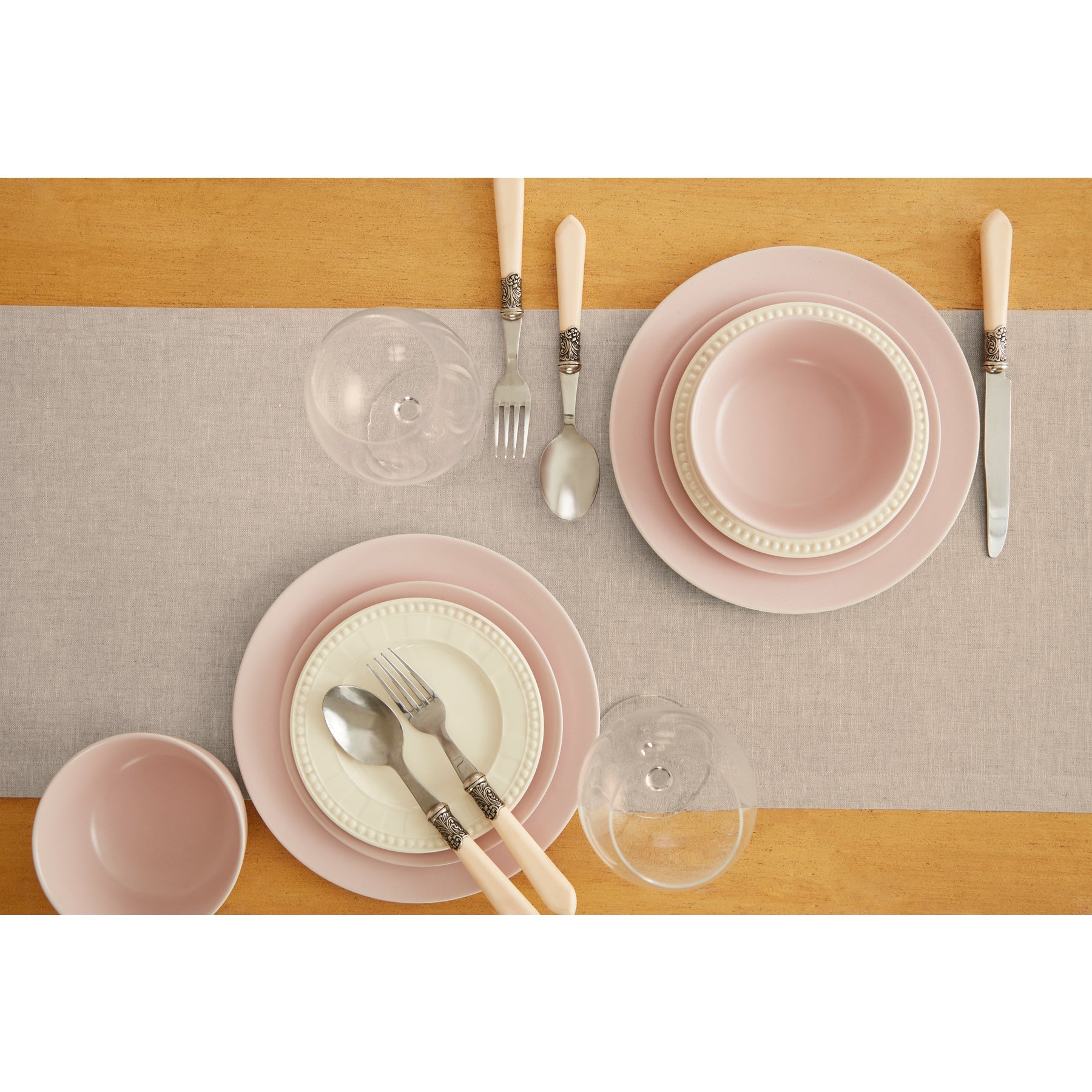 Elegant Diana Medium Weight Table Runner - Perfect for Dining Tables, Weddings, and Holiday Decor