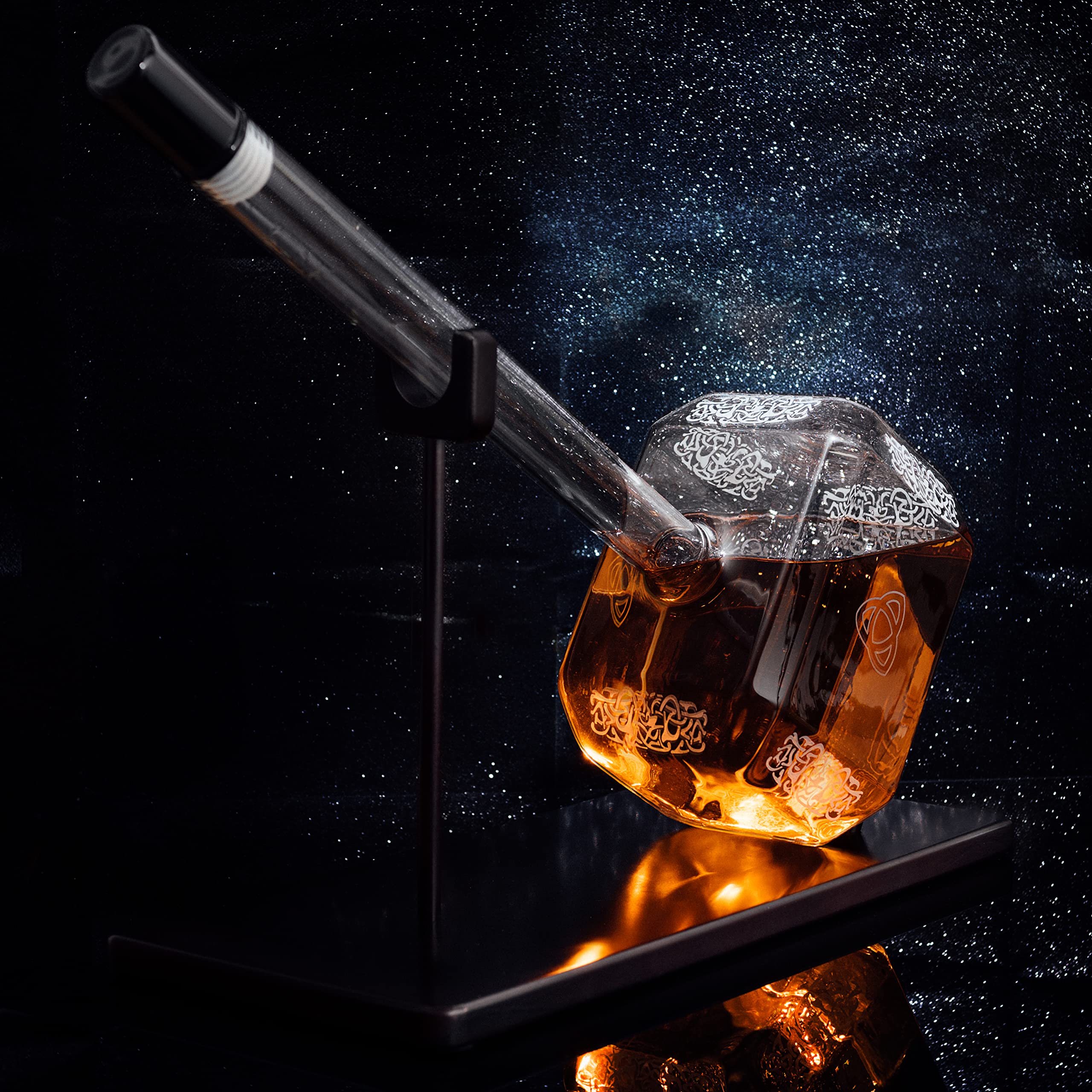 Thor's Hammer Whiskey and Wine Decanter 2000ml - Premium Glass Liquor Decanter for Tequila, Bourbon, Scotch & Wine - Marvel Avengers Mjolnir Inspired Gift for Men, Dad, Husband - Perfect for Home Bar, Parties & Collector's Display