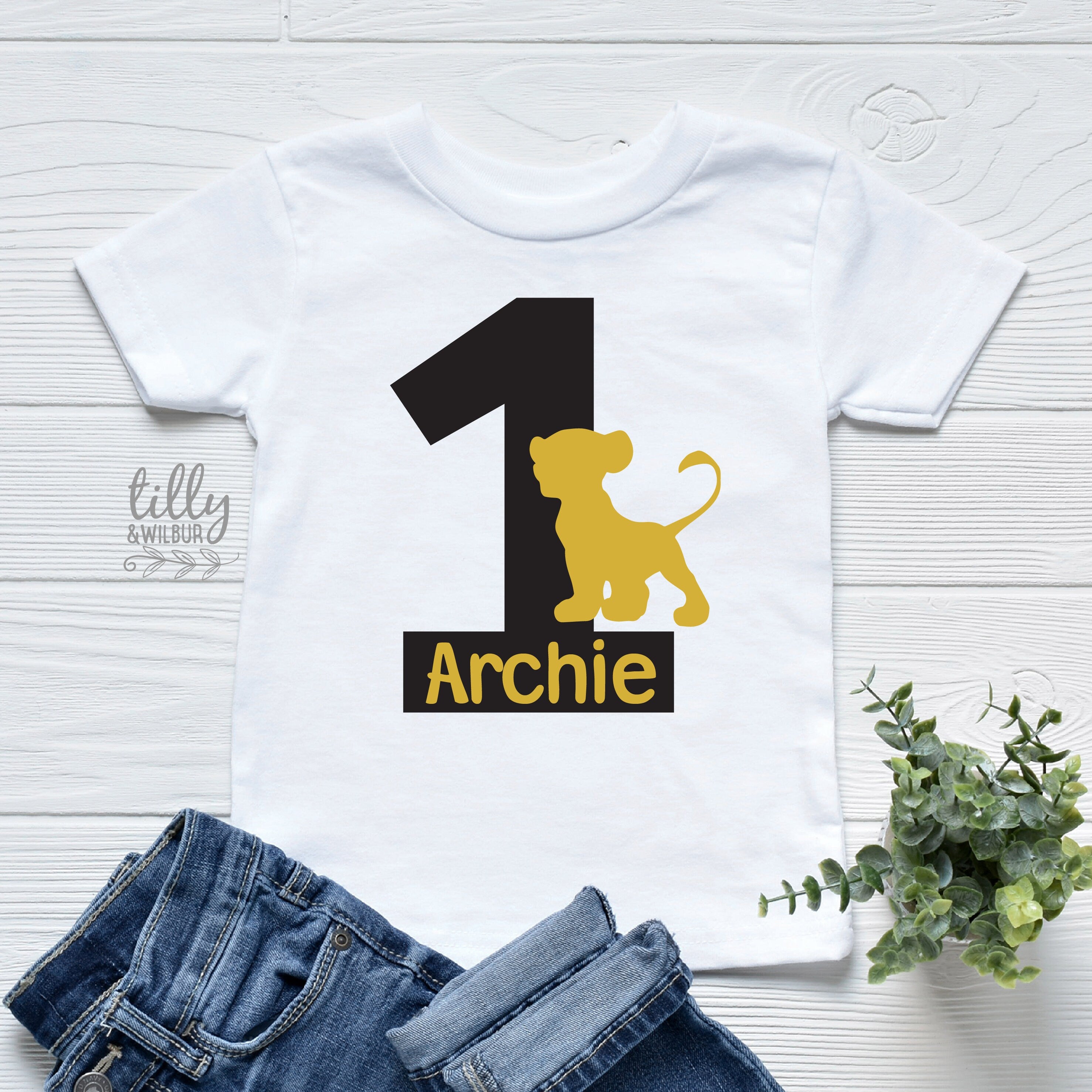 1st Birthday Lion King T-Shirt for Boys & Girls - Cute Baby Outfit for Birthday Party & Photo Shoots