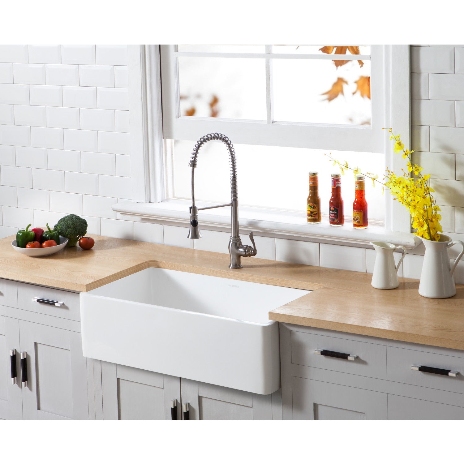 Arcticstone GKFA331810BC 33-Inch White Farmhouse Kitchen Sink - Solid Surface Apron Front Single Bowl with Strainer, Matte Finish | Perfect for Rustic & Modern Kitchens