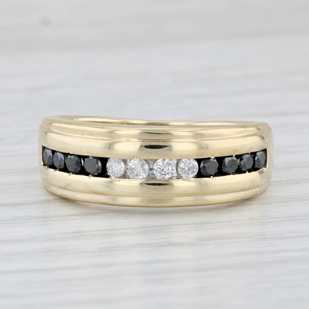 0.48ctw Black & White Diamond Men's Wedding Ring - 10k Yellow Gold Size 10 - Elegant Wedding Band for Men, Anniversary Gift, Engagement Ring - Perfect for Proposals, Weddings & Special Occasions