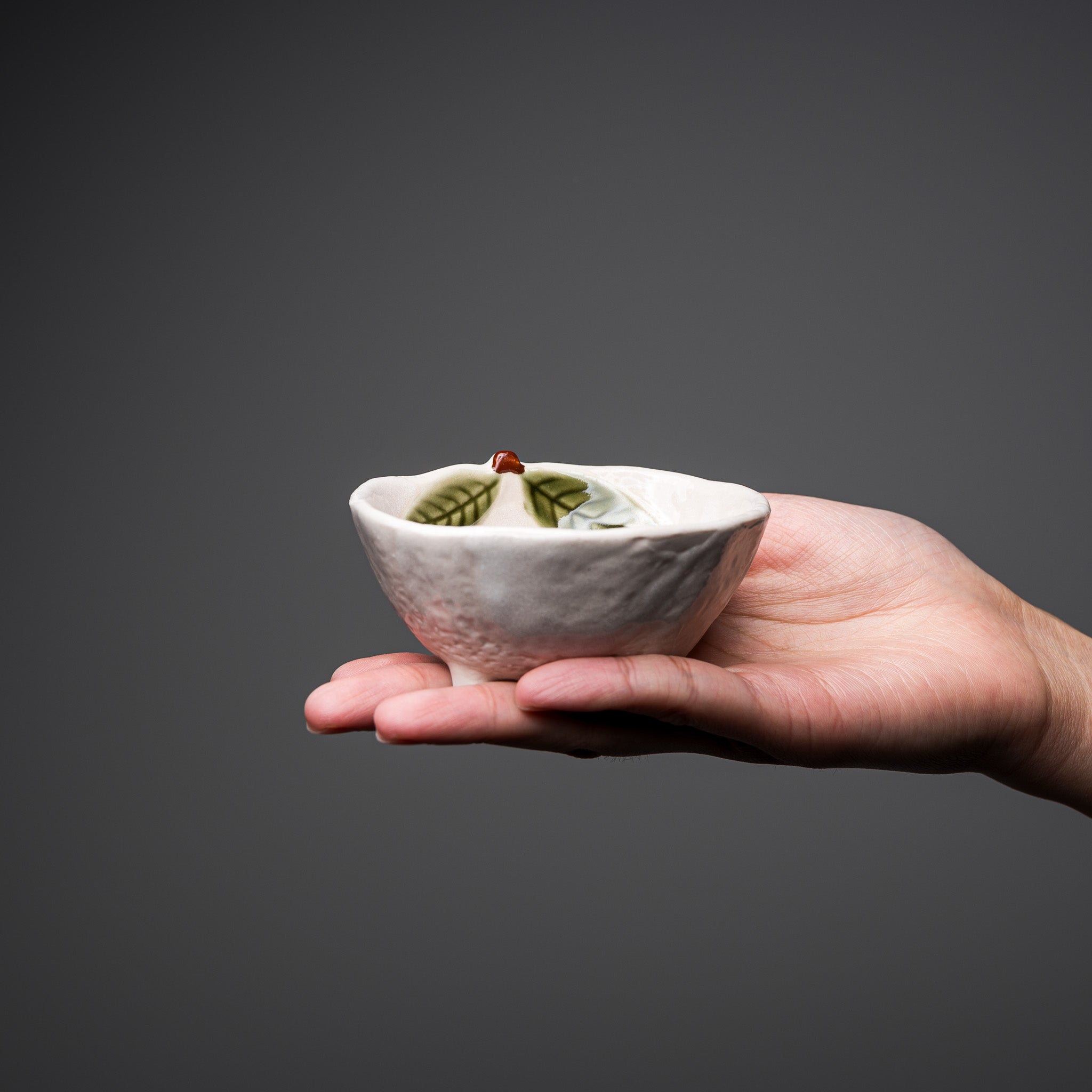 Japanese Mino Ware Yuzu Side Dish Bowl 9cm - Handcrafted Ceramic Small Bowl for Sushi, Soy Sauce, and Condiments | Perfect for Japanese Cuisine & Home Dining