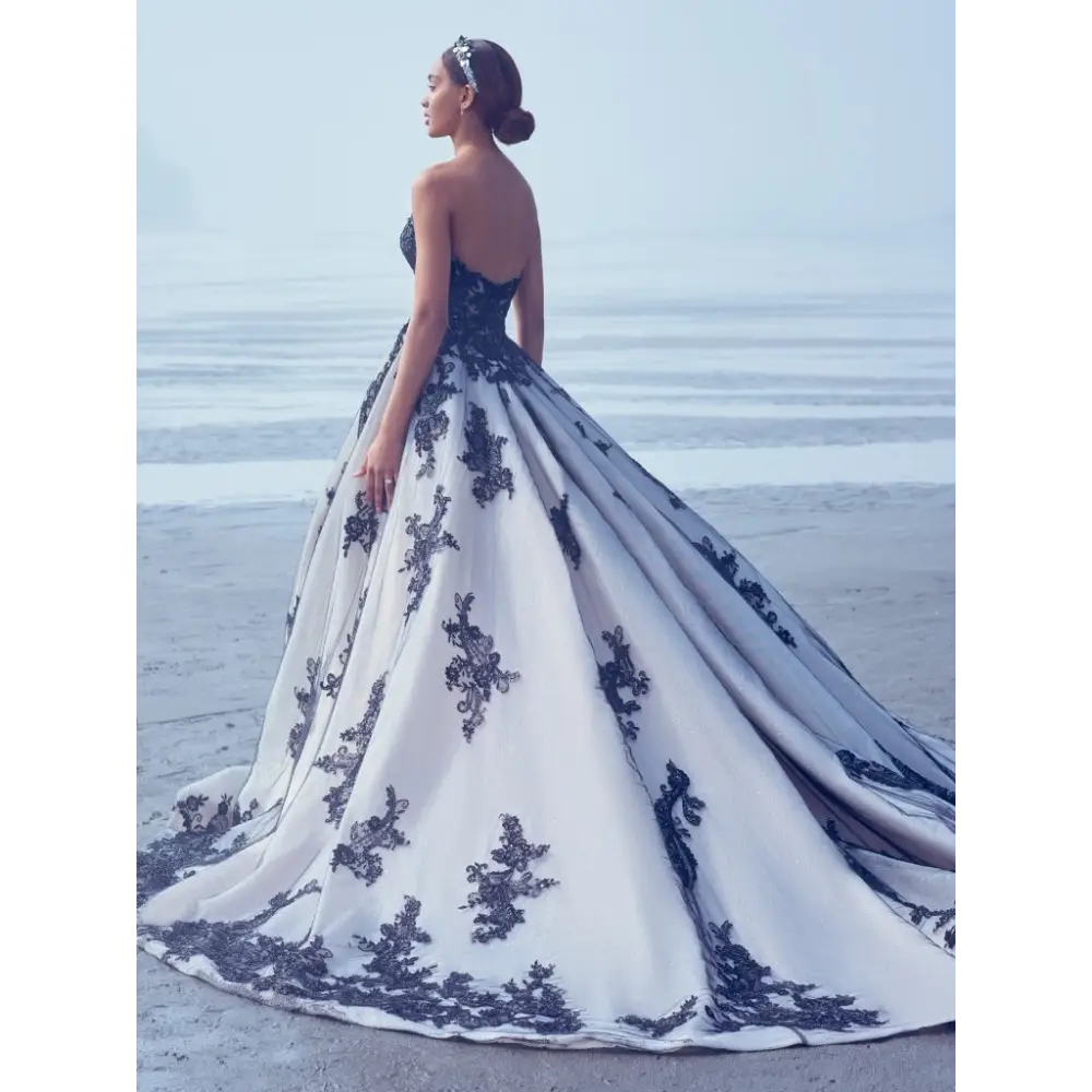 Norvinia by Sottero and Midgley | Elegant Wedding Dress for Brides | Perfect for Church Ceremonies, Beach Weddings & Formal Receptions