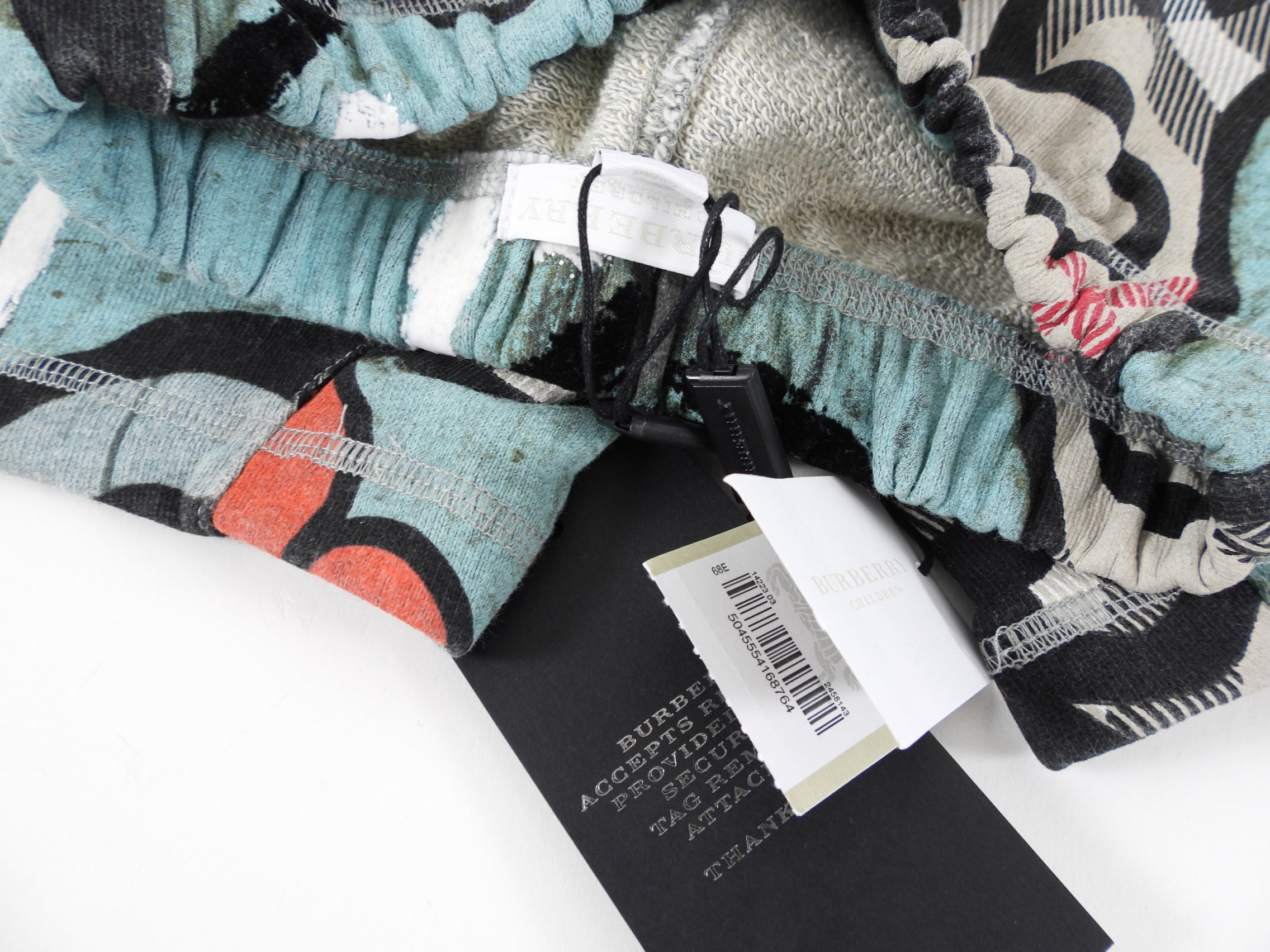 Burberry Kids' Graphic Jogger Shorts for Boys & Girls - 18 Months | Comfortable Cotton Playwear for Outdoor Activities & Casual Wear