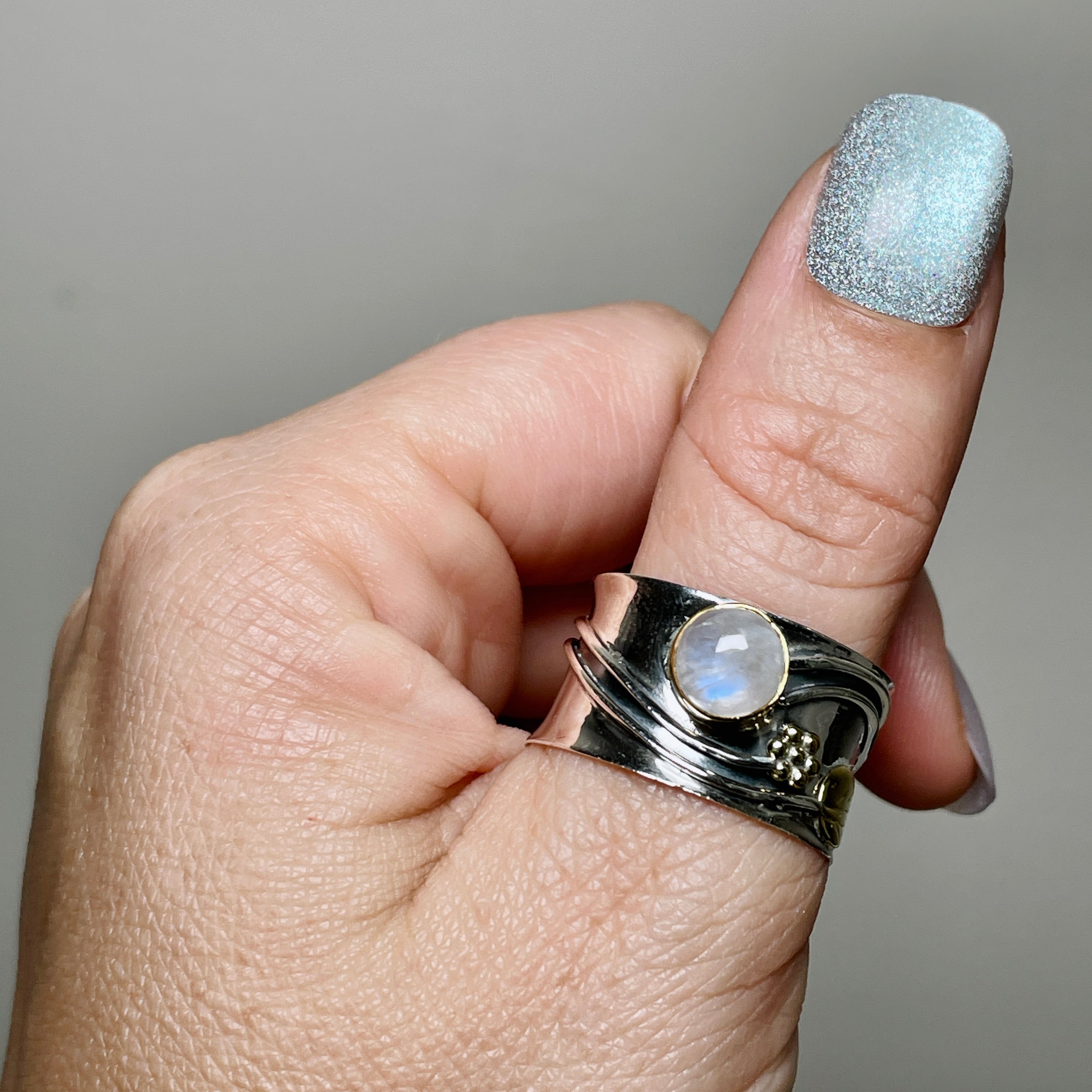 Moonstone Round Cabochon Ring in Sterling Silver - Elegant Birthstone Jewelry for Women - Perfect for Weddings, Anniversaries & Special Occasions