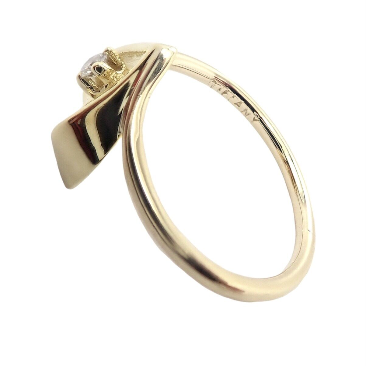 Authentic Vintage Tiffany & Co 18k Yellow Gold Diamond Heart Ring - Elegant Jewelry for Women, Perfect for Anniversary Gifts & Special Occasions