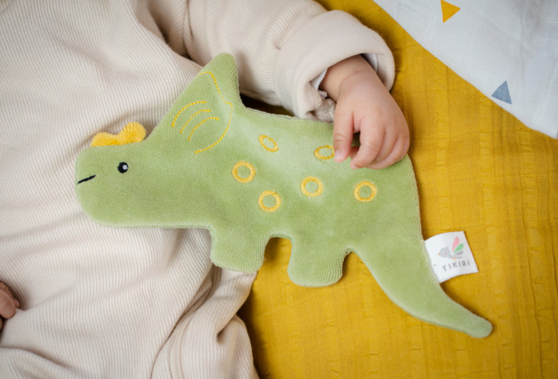 Tikiri Crinkle Scrunch Sensory Toy for Kids - Dinosaur Triceratops Shape - Autism & Stress Relief - Perfect for Fidgeting, Classroom, Travel & Sensory Play