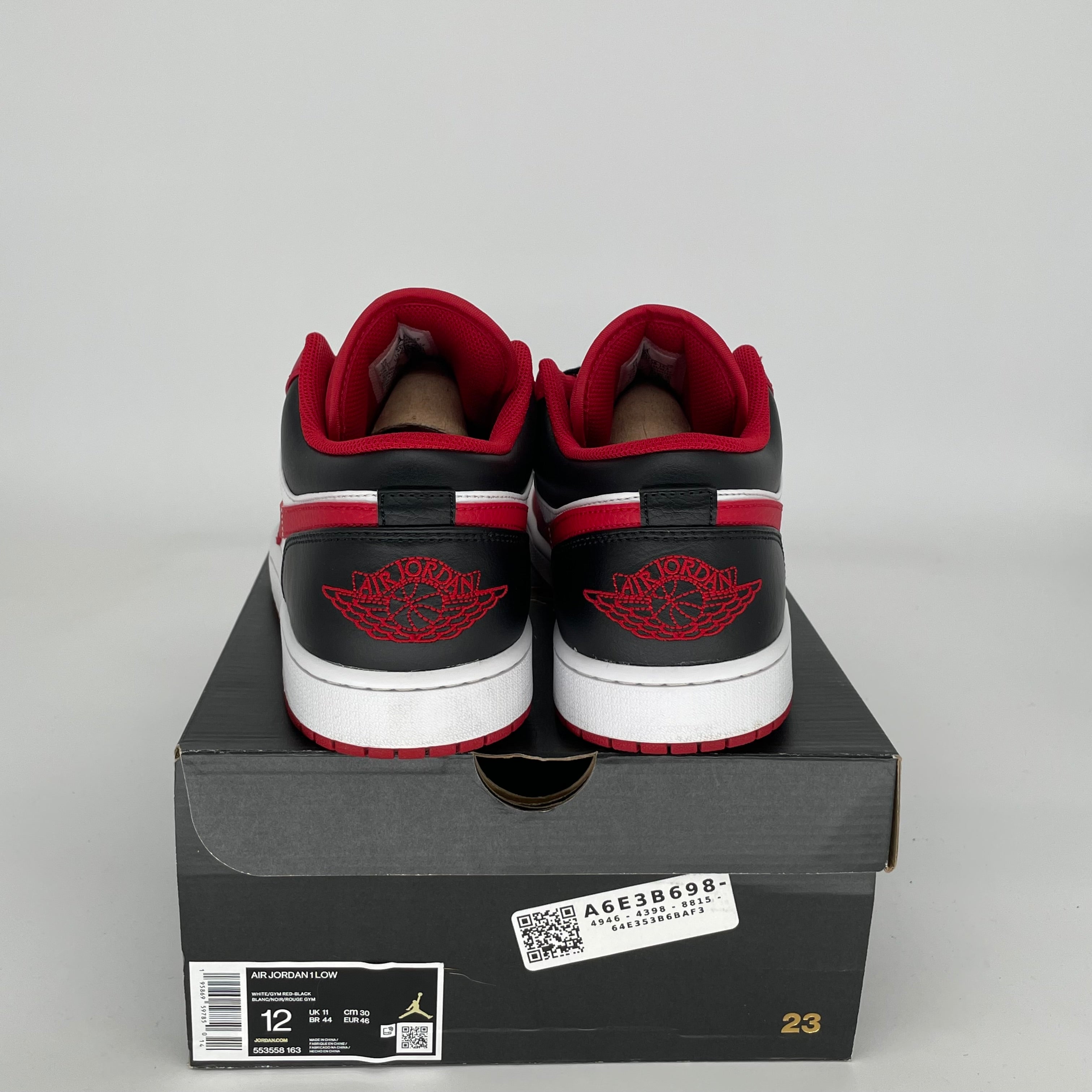 AIR JORDAN 1 LOW BULLS Men's Basketball Shoes - Size 12 (553558-163) - Retro Style Sneakers for Casual Wear, Street Fashion & Sports