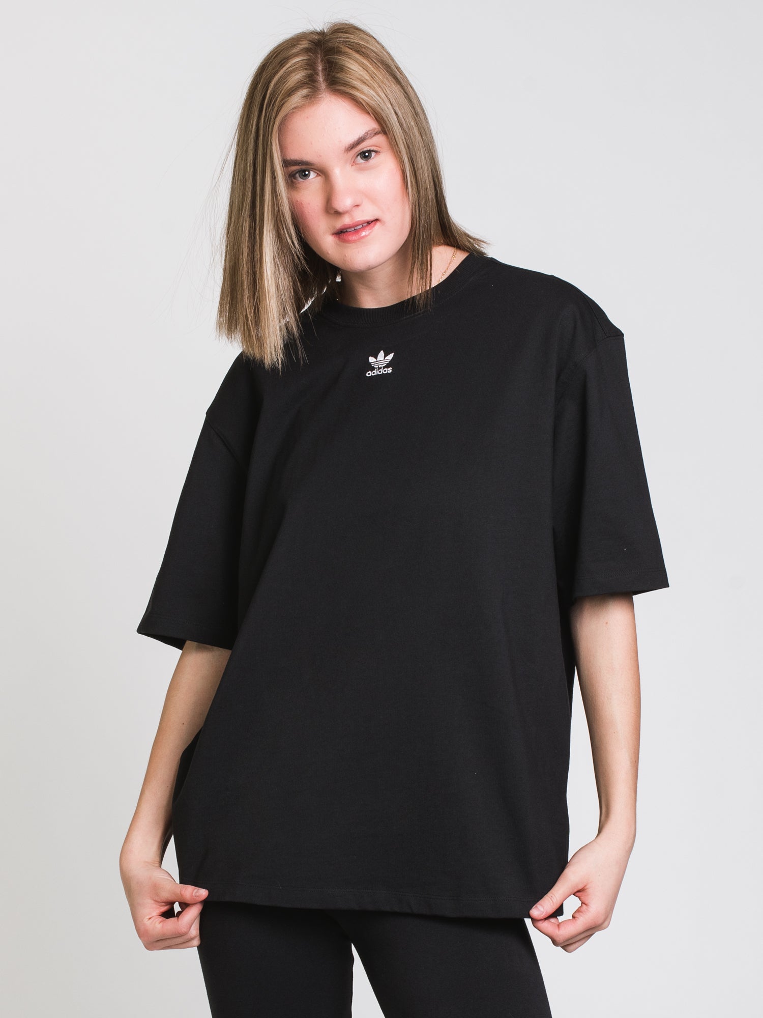 Adidas Trefoil Essentials Boyfriend T-Shirt for Women - Soft Cotton, Relaxed Fit, Casual Style - Perfect for Everyday Wear, Gym, and Street Fashion