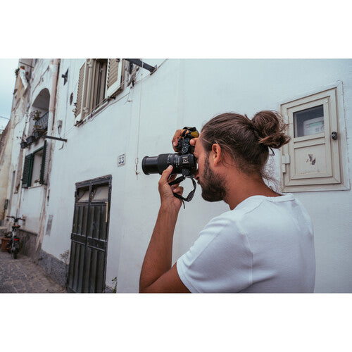 Nikon NIKKOR Z DX 18-140mm f/3.5-6.3 VR Lens for Mirrorless Cameras - Perfect for Travel, Landscape & Portrait Photography