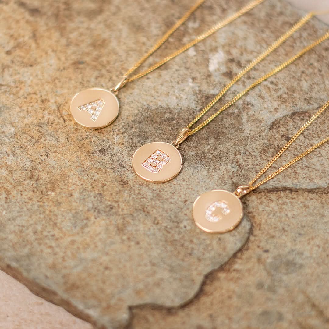 Personalized Diamond Initial Necklace - 14K Solid Gold Disc Pendant from A to Z - Perfect for Birthdays, Anniversaries & Gifts