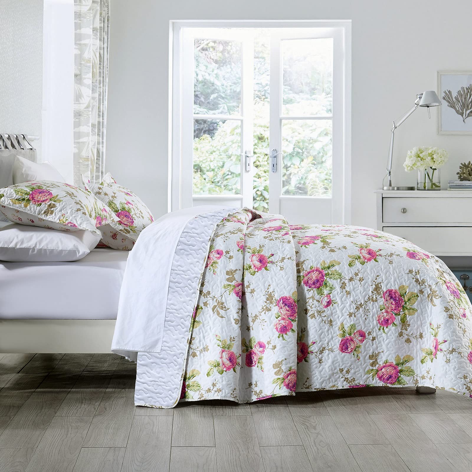Boryard 3-Piece Full/Queen Quilt Set - Lightweight Soft Bedspread Coverlet (90x90 Inches) with 2 Pillow Shams (20x26 Inches) - Rose Floral Print Bedding for Cozy Bedroom Decor & Guest Room Essentials