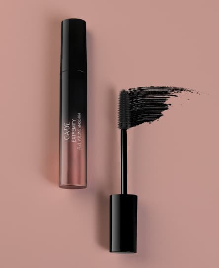 Extreme Volume Lengthening Mascara for Dramatic Lashes - Perfect for Day & Night Makeup Looks