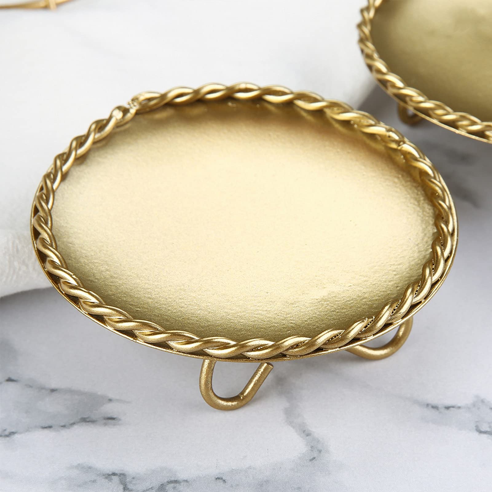 FIYO Geometric Jewelry Storage Tray - Gold Jewelry Organizer Box for Necklaces, Rings & Earrings | Desktop Jewelry Display & Home Decor Accessory | Perfect for Bedroom Vanity, Dresser Top & Gift Wrapping
