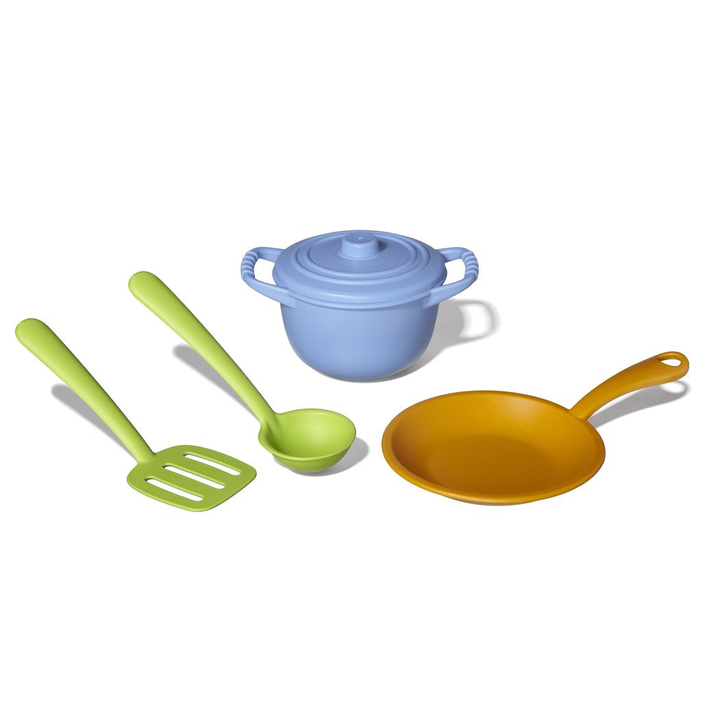 Green Toys Chef Set - 100% Recycled Plastic Pretend Play Kitchen Cooking Toy for Kids | Eco-Friendly & Safe for Ages 3+ | Perfect for Role Play, Birthday Gifts & Preschool Learning
