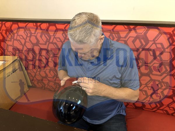 Dale Murphy Autographed Atlanta Braves Rawlings MLB Batting Helmet - NL MVP 1982 & 1983 Inscription - Authentic Collectible for Baseball Fans & Sports Memorabilia Display
