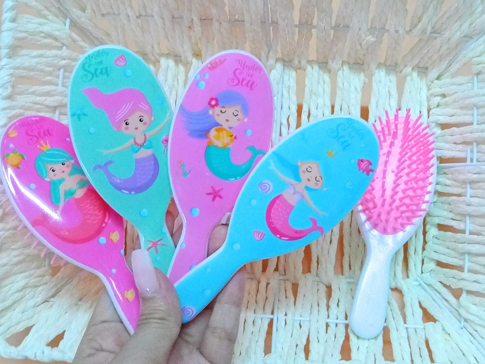 TERA 13 Hair Comb for Girls - Soft Bristle Mermaid Hair Brush for Kids with Massage Function, Gentle Detangling Brush for Girls (1 Piece) - Perfect Birthday Gift, Party Favor & Travel Hair Accessory