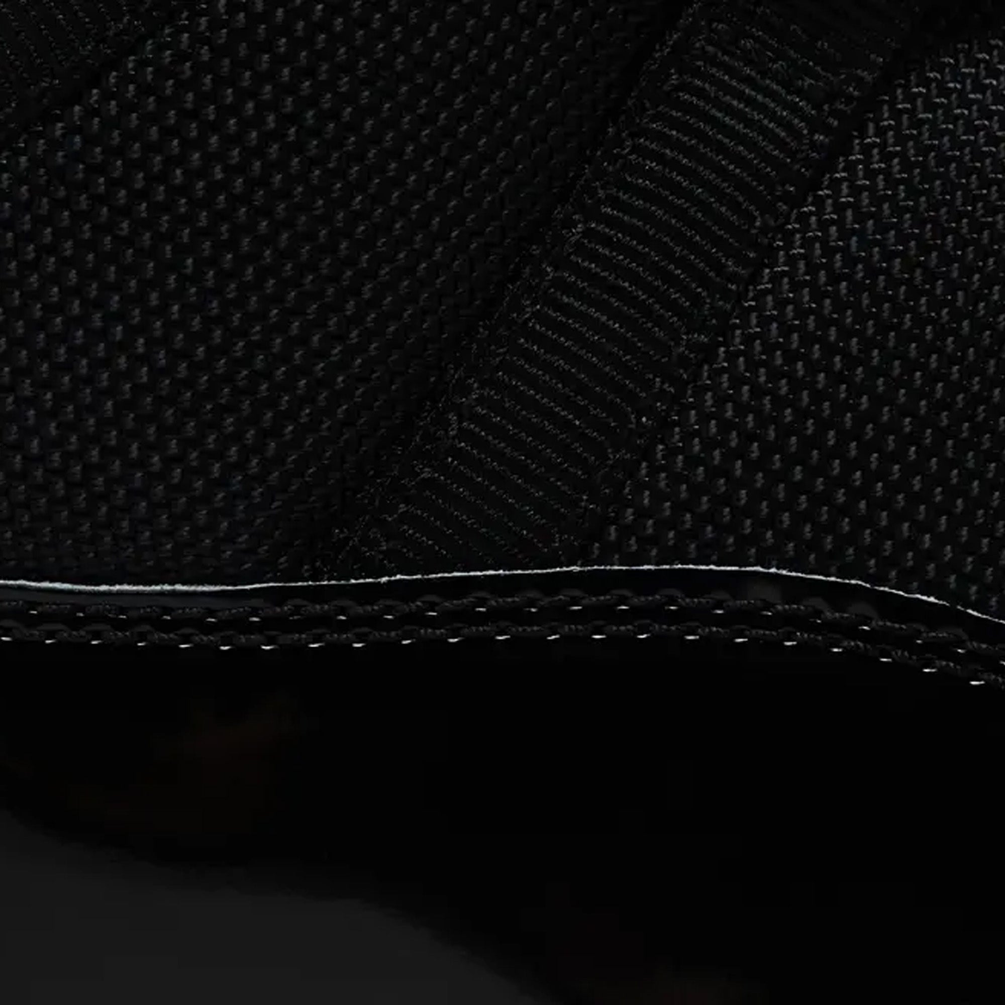 Air Jordan 11 Retro Low 'Bred' Men's Basketball Shoes 2025 - Authentic Nike Sneakers for Casual Wear & Court Performance