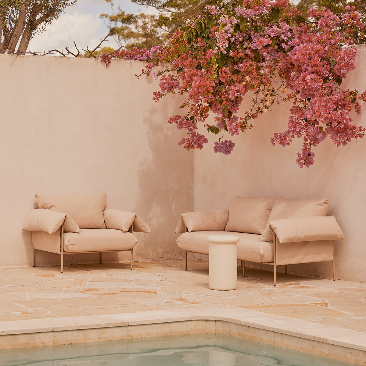 Alva Outdoor Armchair (Palermo) - Waterproof Wicker Patio Chair with Cushion - Perfect for Garden, Poolside, and Backyard Relaxation