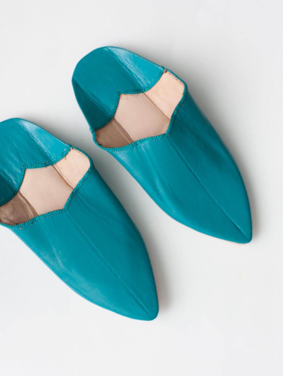 Authentic Moroccan Plain Pointed Babouche Slippers - Comfortable Leather House Shoes for Men & Women - Perfect for Home, Lounge & Cultural Outfits (Teal)