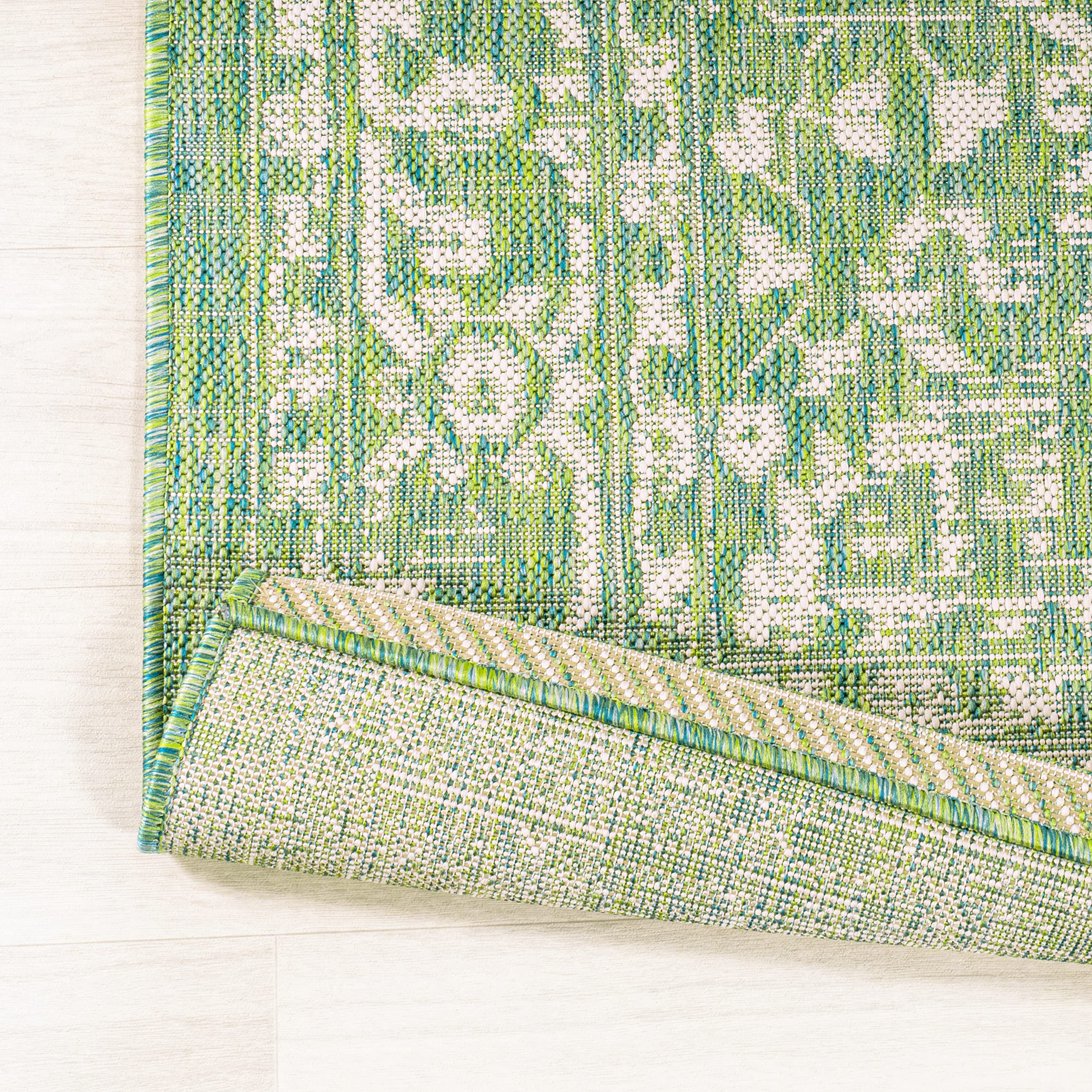 JONATHAN Y SMB104F-8 Malta Bohemian Medallion Textured Weave Indoor Outdoor Area Rug - 8'x10' Cream/Green - Coastal Traditional Transitional Design - Easy Cleaning & Non-Shedding - Perfect for Bedroom, Kitchen, Backyard, Patio & Living Room Decor