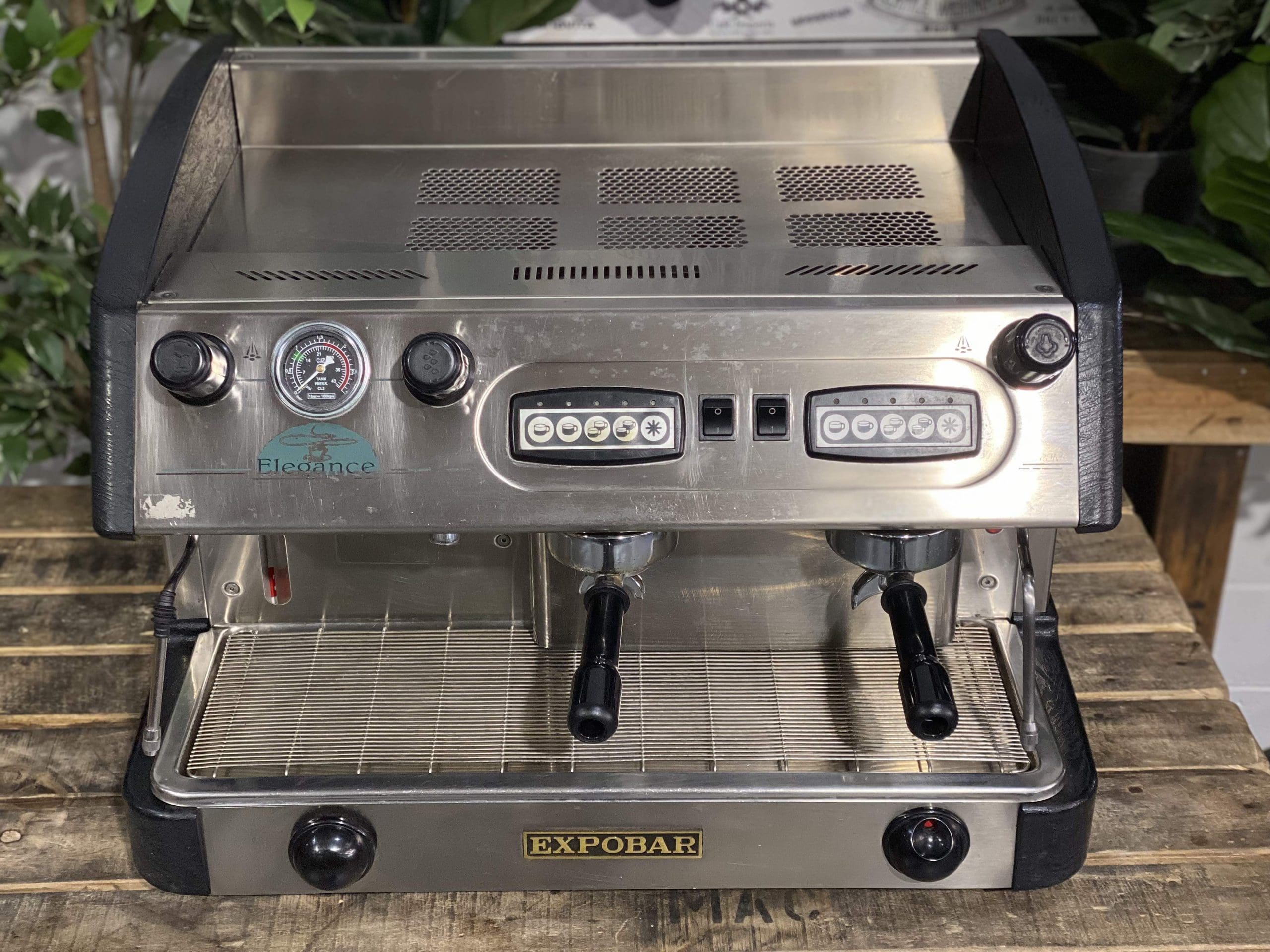 Expobar Elegance Low Cup 2 Group Espresso Machine - Black & Stainless Steel Commercial Coffee Maker for Cafes, Restaurants and Coffee Shops